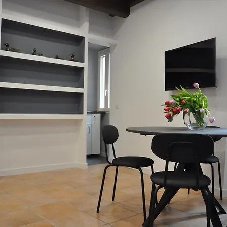 Casa Del Giglio روما