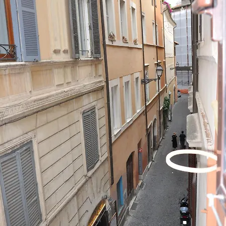 Casa Del Giglio * روما