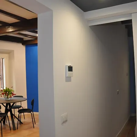 Casa Del Giglio アパート ローマ